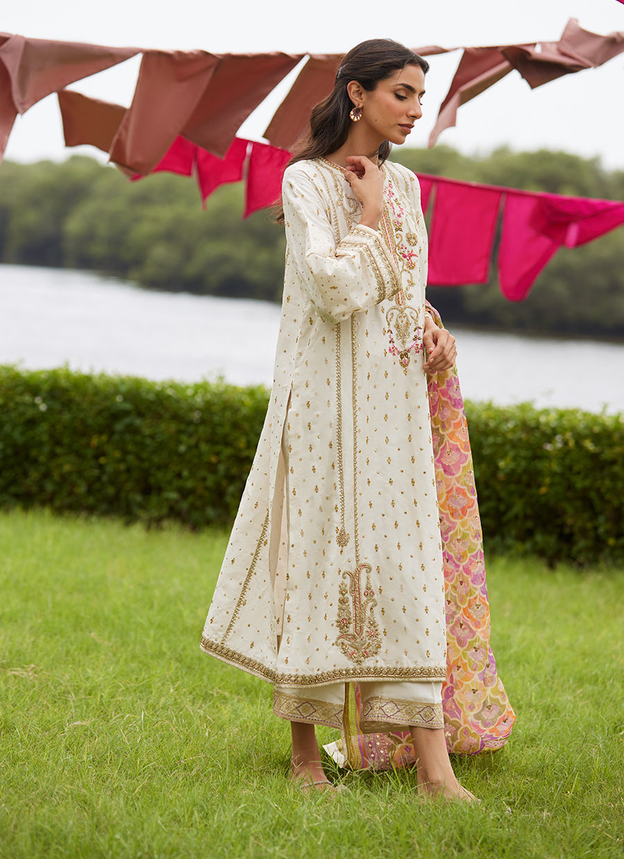 Farah Talib Aziz | Mayna Festive Luxe Pret | Ember Ivory Kurta And Dupatta