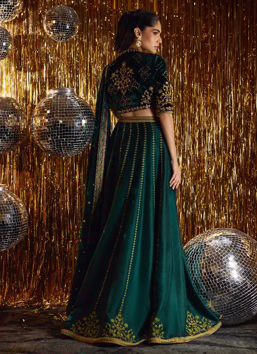 Farah Talib Aziz | Velvet Fete 4 | Sera Emerald Lehnga Choli