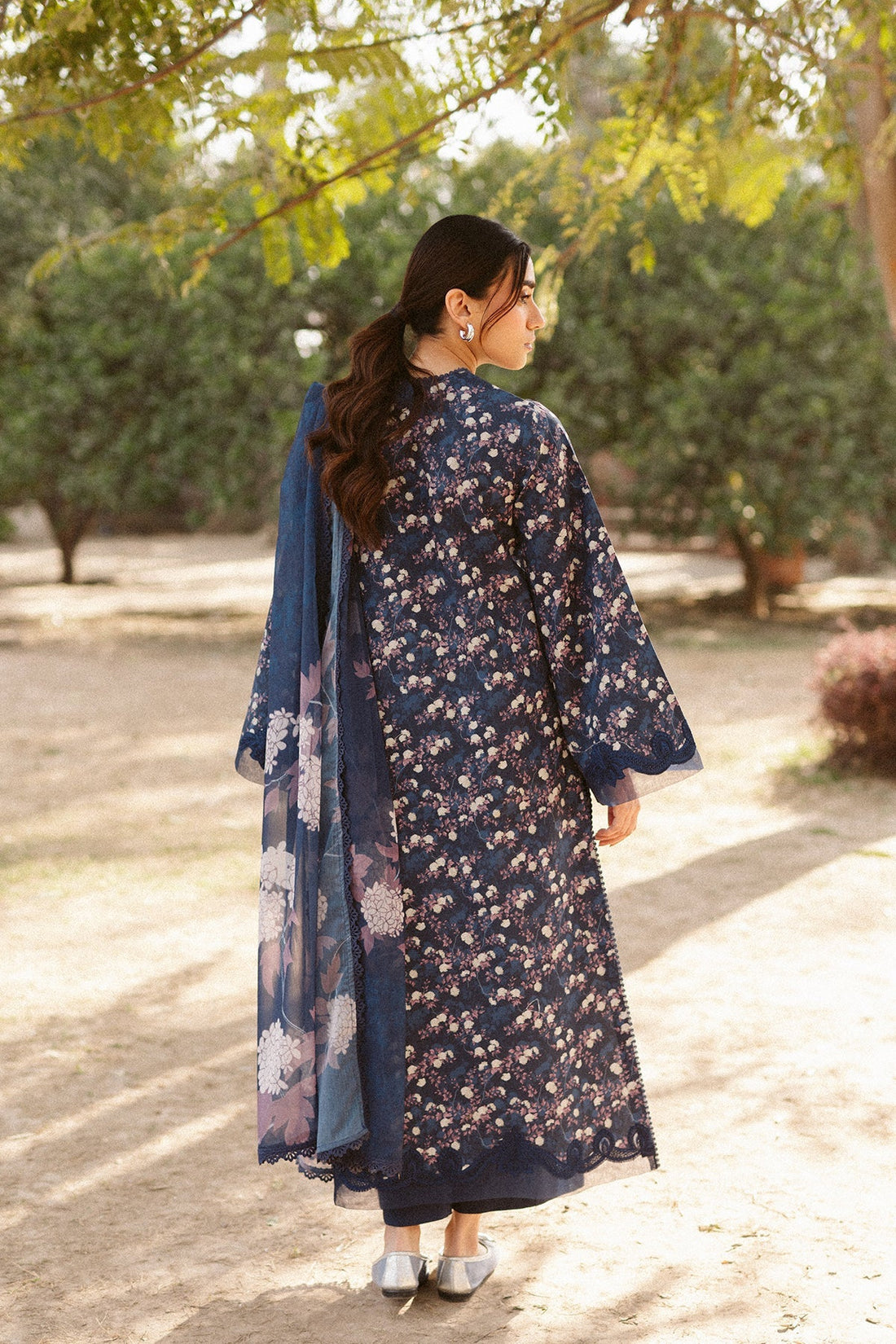 Ayzel | The Bare Minimum | Evana